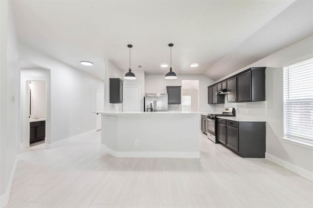 2126 Pickwick Pines Drive, Humble, TX 77396