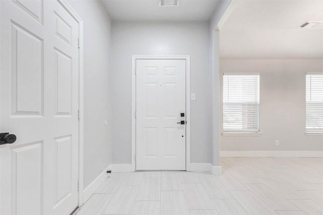 2126 Pickwick Pines Drive, Humble, TX 77396