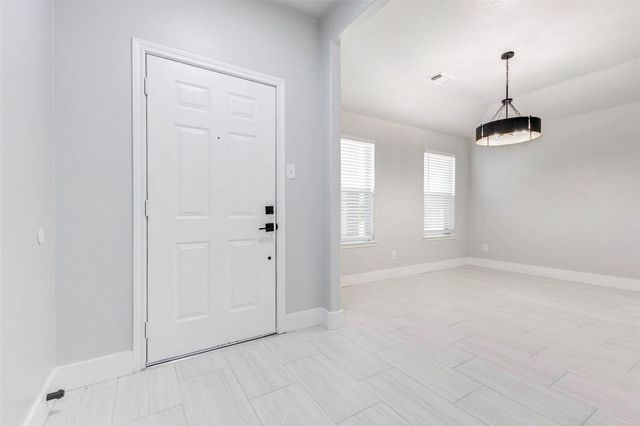 2126 Pickwick Pines Drive, Humble, TX 77396