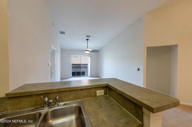 9505 ARMELLE Way 14, Jacksonville, FL 32257