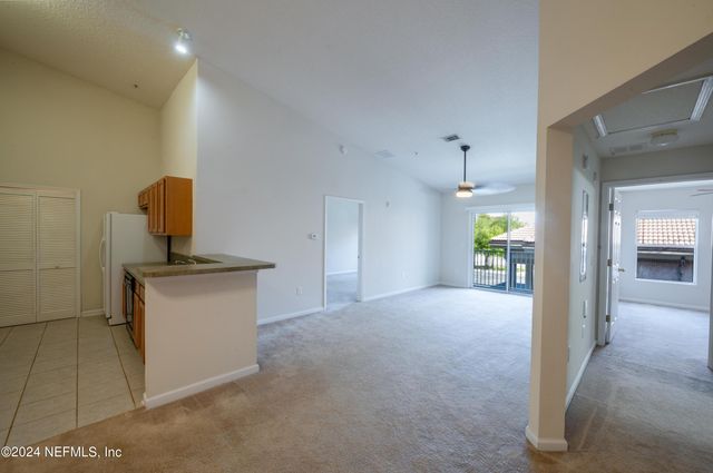 9505 ARMELLE Way 14, Jacksonville, FL 32257