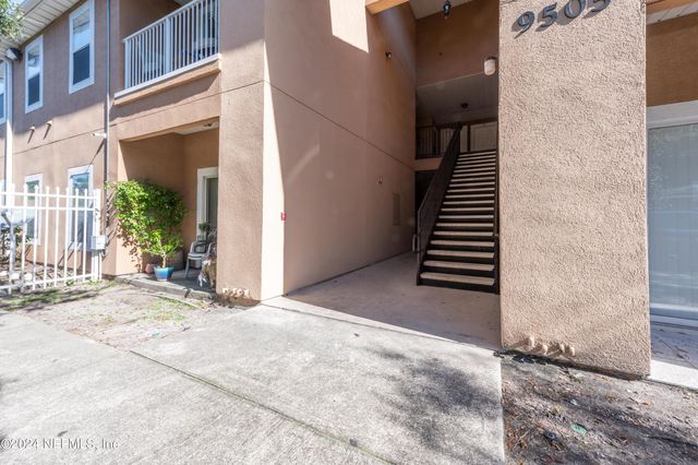 9505 ARMELLE Way 14, Jacksonville, FL 32257