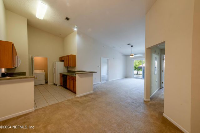 9505 ARMELLE Way 14, Jacksonville, FL 32257