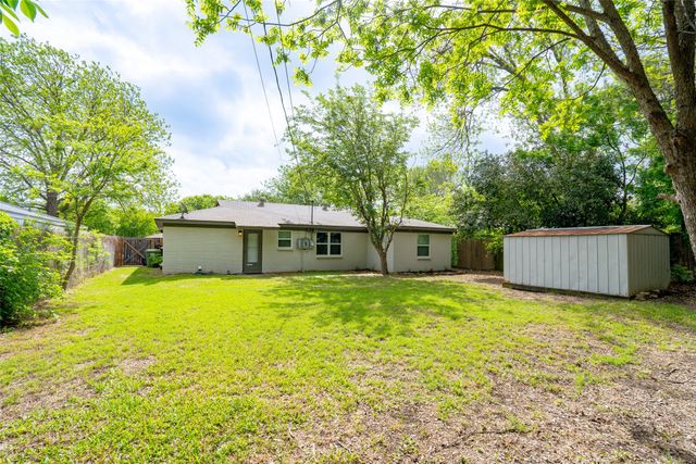 508 Grant Circle, White Settlement, TX 76108