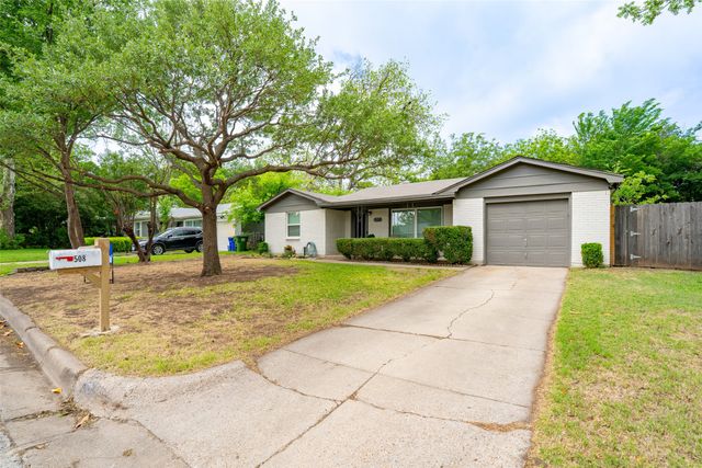 508 Grant Circle, White Settlement, TX 76108