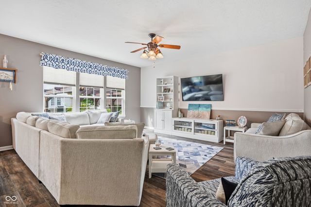 5565 Jutland Drive, Plainfield, IN 46168