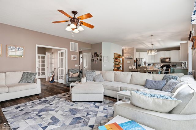 5565 Jutland Drive, Plainfield, IN 46168