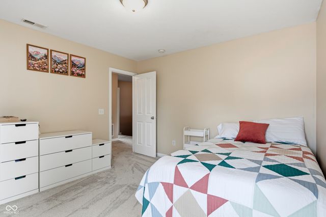 5565 Jutland Drive, Plainfield, IN 46168