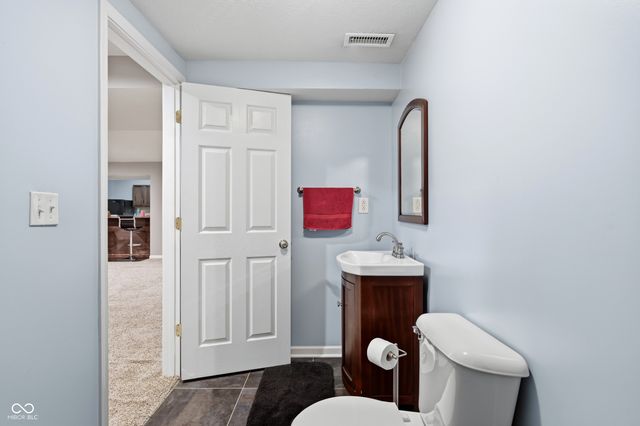 5565 Jutland Drive, Plainfield, IN 46168