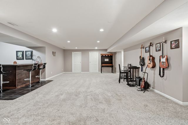 5565 Jutland Drive, Plainfield, IN 46168