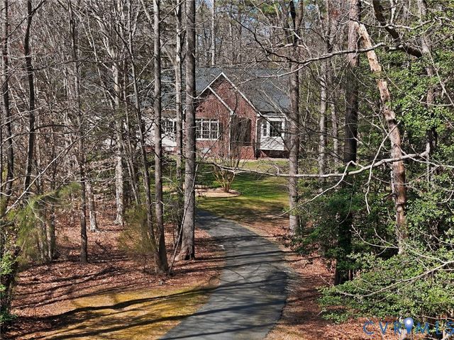 11420 Glendevon Rd, Chesterfield, VA 23838