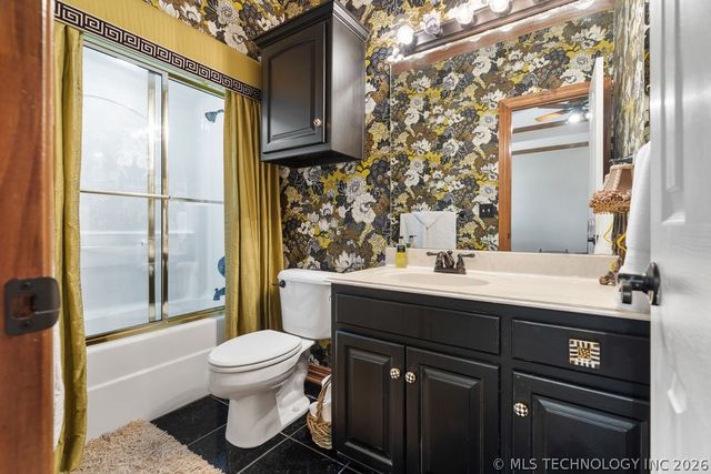 1599 Cardinal Road, Lone Grove, OK 73443