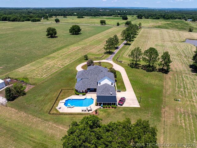 1599 Cardinal Road, Lone Grove, OK 73443