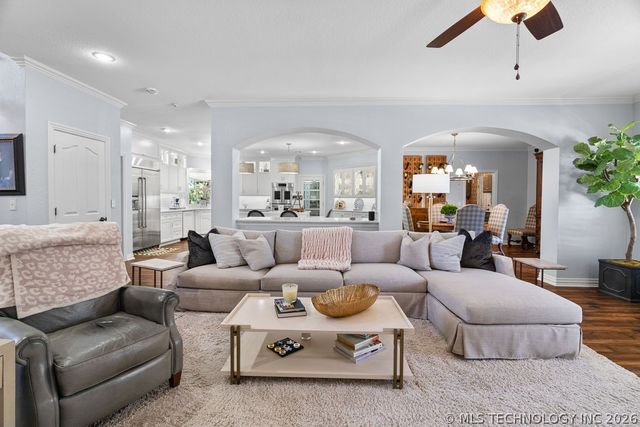 1599 Cardinal Road, Lone Grove, OK 73443