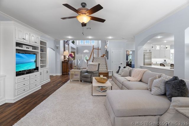 1599 Cardinal Road, Lone Grove, OK 73443