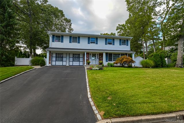 23 Hurtin Boulevard, Smithtown, NY 11787