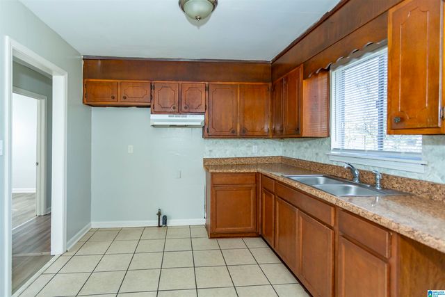 3212 LEE COURT SW, Birmingham, AL 35221