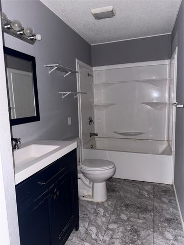 3408 Durham Avenue, Brownwood, TX 76801