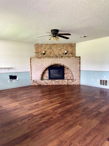 3408 Durham Avenue, Brownwood, TX 76801