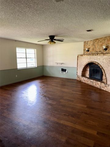 3408 Durham Avenue, Brownwood, TX 76801