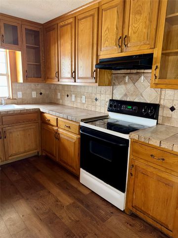 3408 Durham Avenue, Brownwood, TX 76801