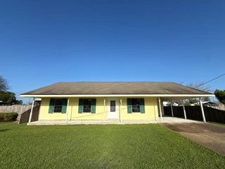 243 Guidry St, Bourg, LA 70343