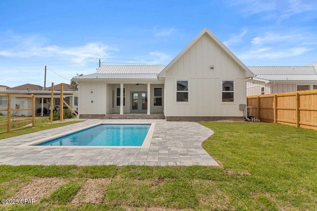 218 16th Street, Panama City Beach, FL 32413
