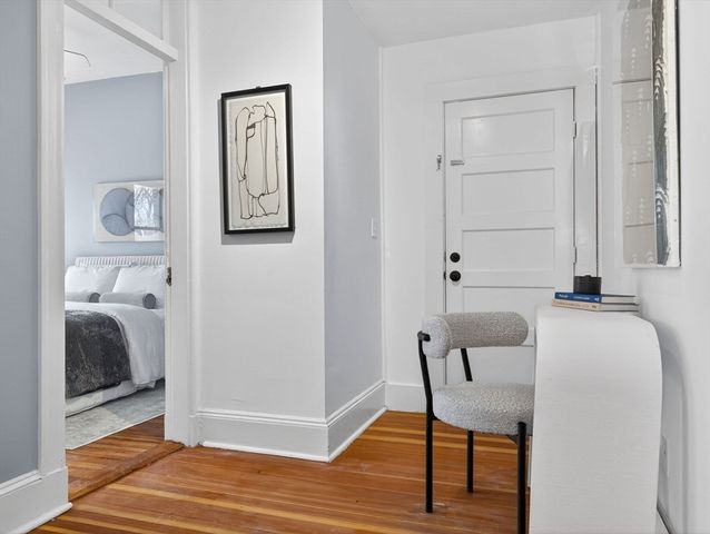 32 Robinwood Ave 7, Boston, MA 02130