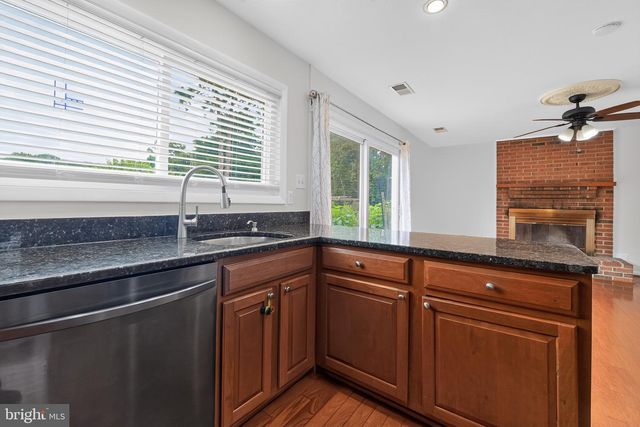 3149 SOUTHFIELD DR, Herndon, VA 20171