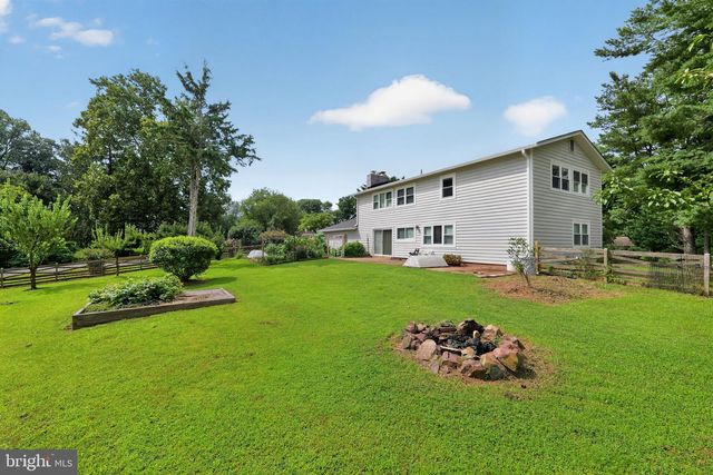 3149 SOUTHFIELD DR, Herndon, VA 20171