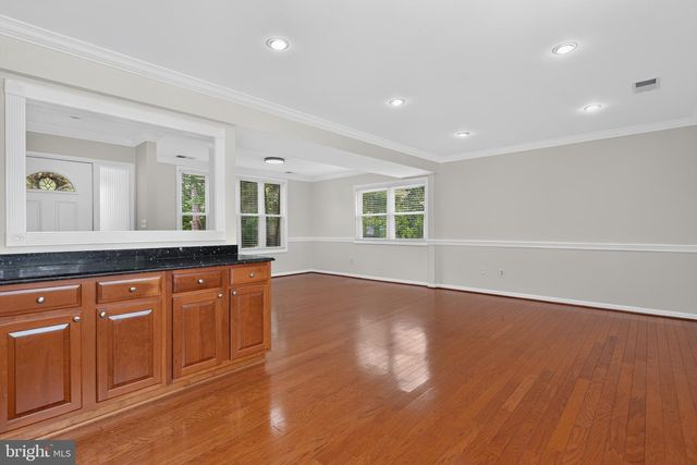 3149 SOUTHFIELD DR, Herndon, VA 20171