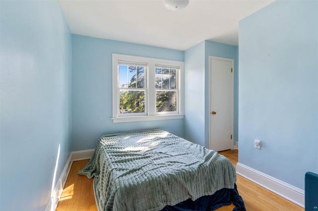 928 N 19th Avenue E, Duluth, MN 55812