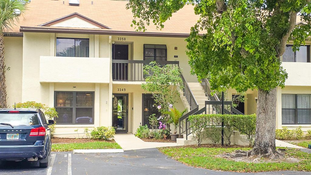 3349 Perimeter Drive, Lake Worth, FL 33467