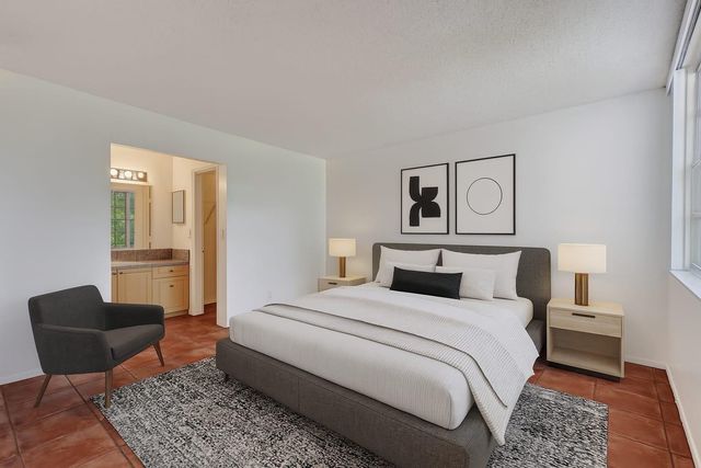 9481 Evergreen Pl 103, Davie, FL 33324