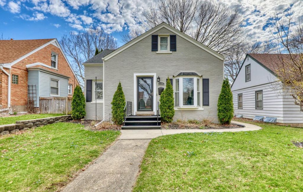 3156 81st STREET, Milwaukee, WI 53222