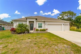 952 Tarpon Avenue, Sebastian, FL 32958