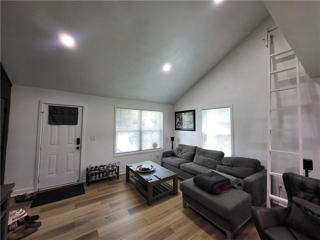 2107 Pinehurst Drive, East Point, GA 30344