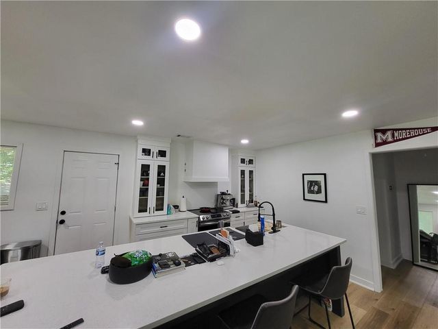 2107 Pinehurst Drive, East Point, GA 30344