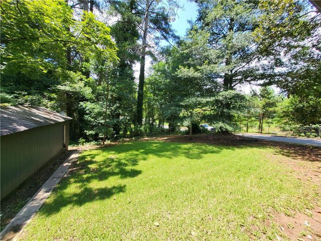 2107 Pinehurst Drive, East Point, GA 30344