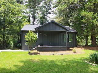 2107 Pinehurst Drive, East Point, GA 30344
