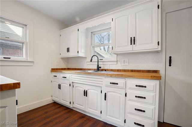 1171 Woodward Avenue, Akron, OH 44310