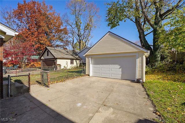 1171 Woodward Avenue, Akron, OH 44310