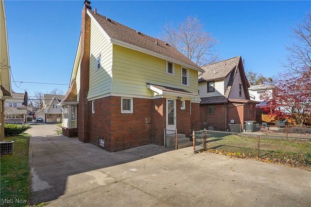 1171 Woodward Avenue, Akron, OH 44310