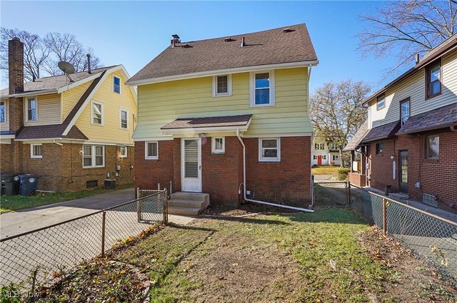 1171 Woodward Avenue, Akron, OH 44310