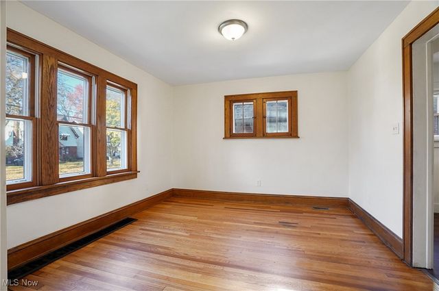 1171 Woodward Avenue, Akron, OH 44310