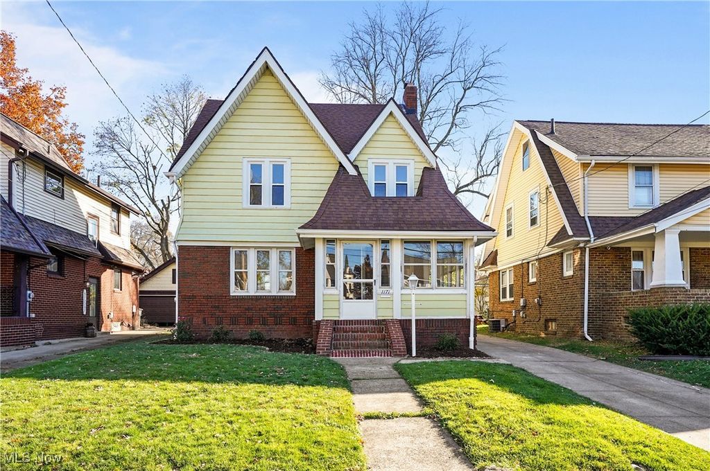 1171 Woodward Avenue, Akron, OH 44310