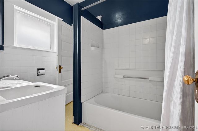 615 N Shawnee Avenue, Dewey, OK 74029