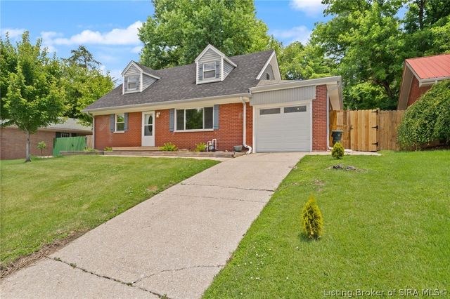 2428 Stover Drive, New Albany, IN 47150