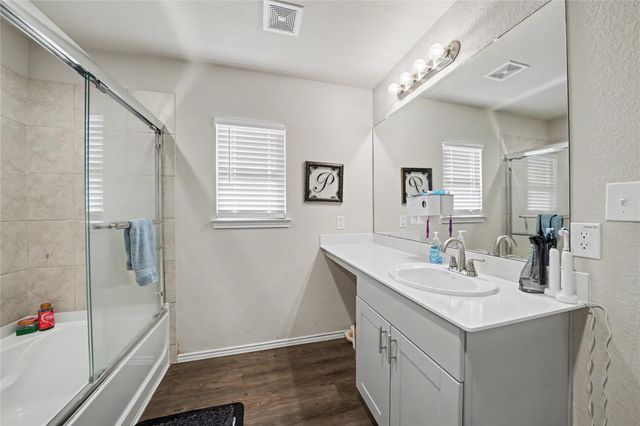 20815 Acorn Valley Drive, New Caney, TX 77357