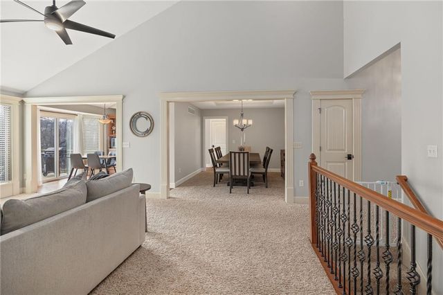 4704 Donnelly Drive, St Joseph, MO 64506